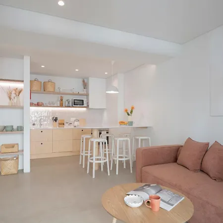 Daire With Patio In Centre - Al'gria I *