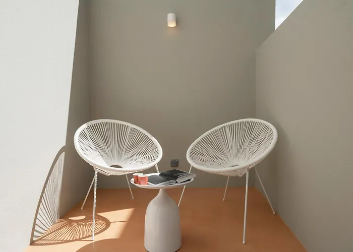 Daire With Patio In Centre - Al'gria I